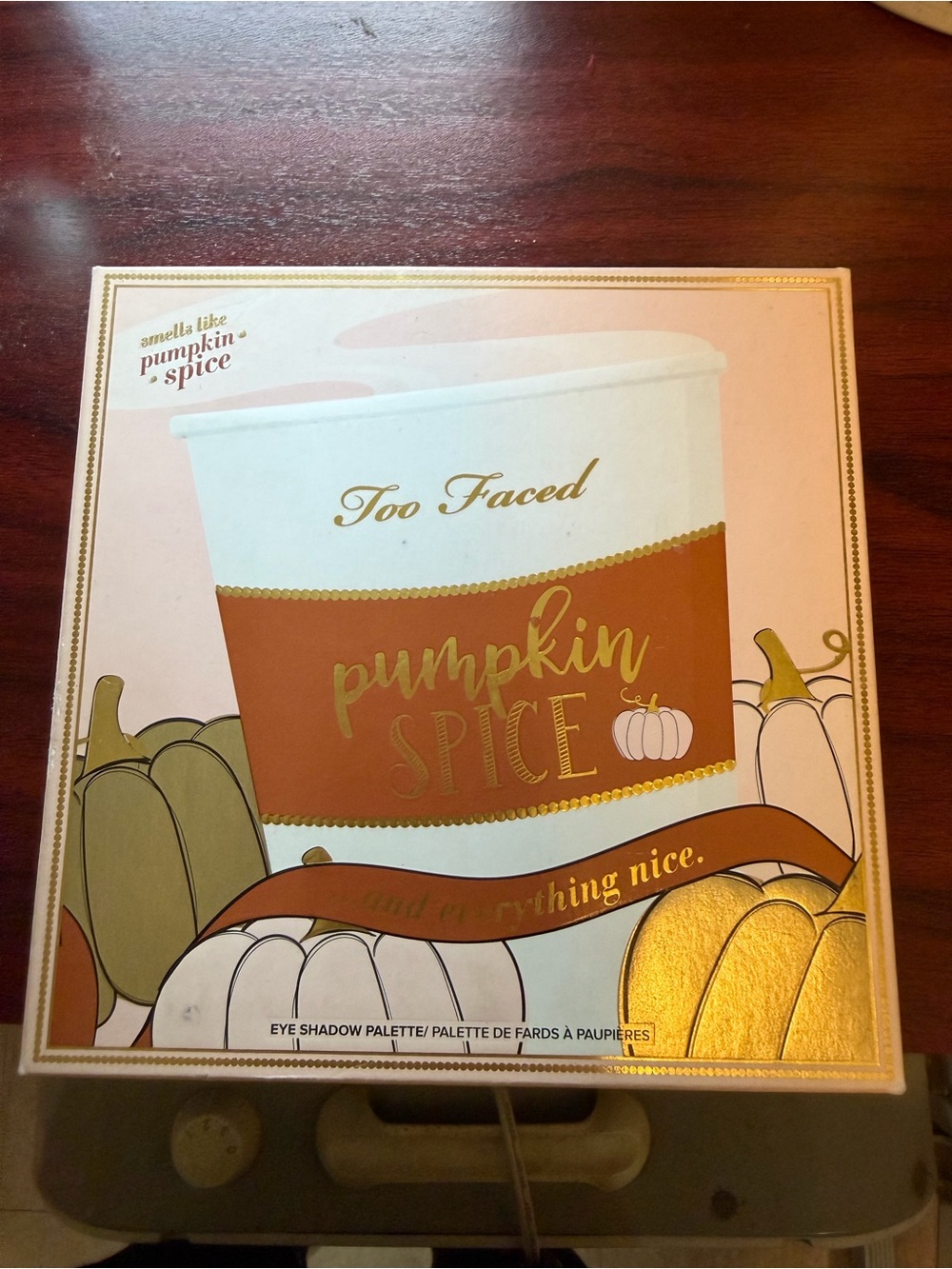 TOO FACED PUMPKIN SPICE EYESHADOW PALLET